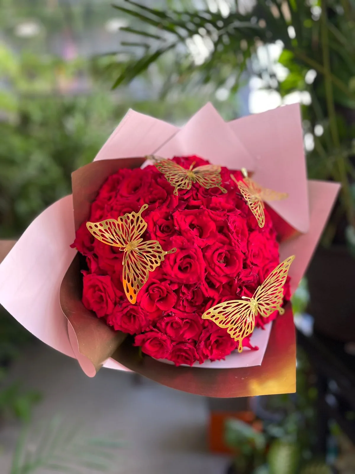 99 Red Roses Heart