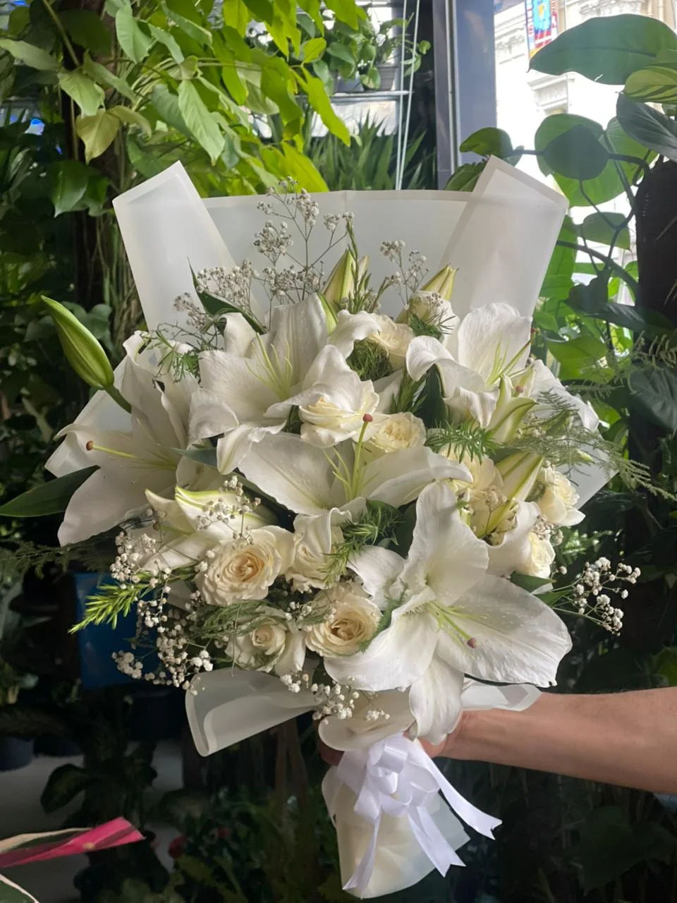 White Lily & Rose Kraft Bouquet