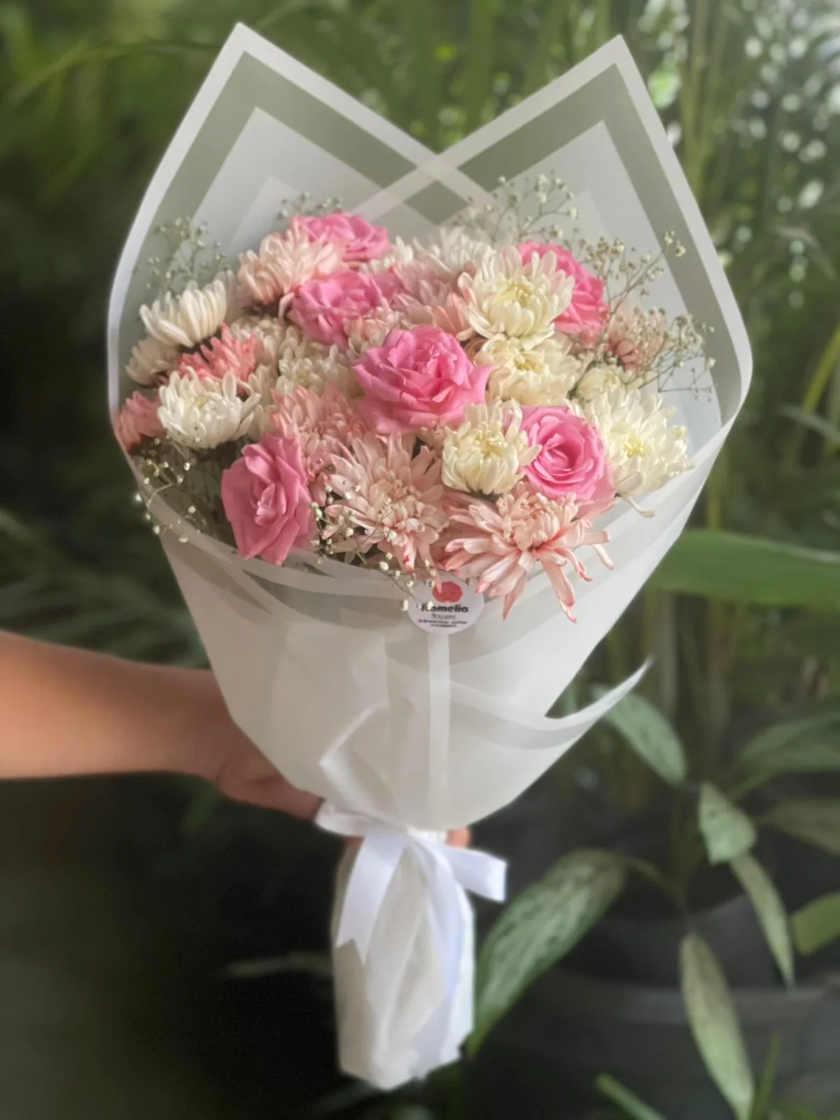 White Roses & Blue Pampas