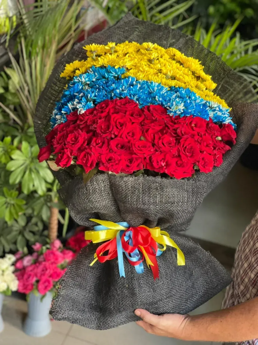 Red Rose Love Bouquet