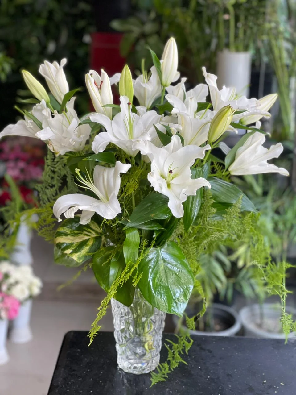 White Lily Crystal Vase